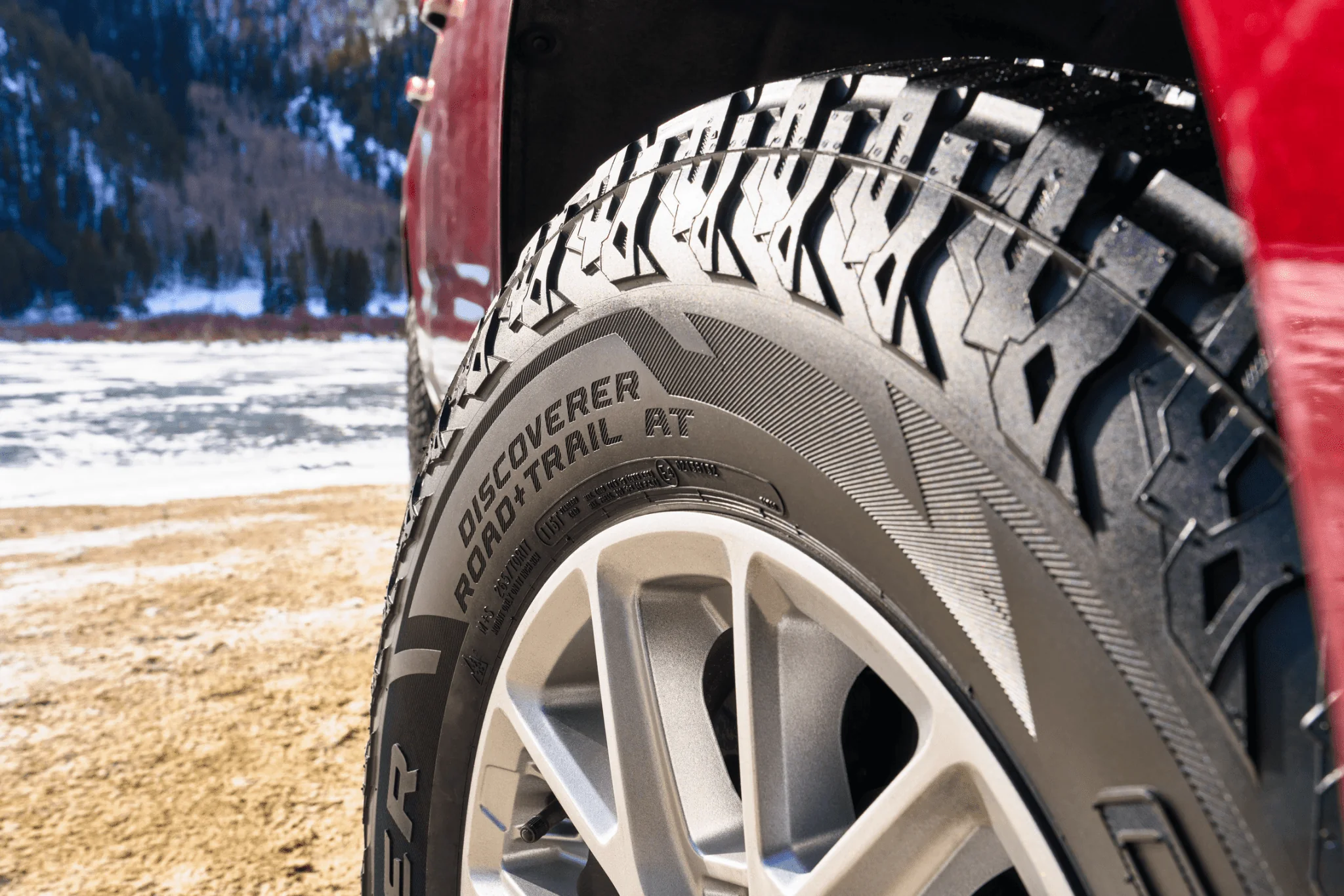 275/65R18 Cooper Discoverer Road+Trail at 116H All-Terrain Tire - Image 5