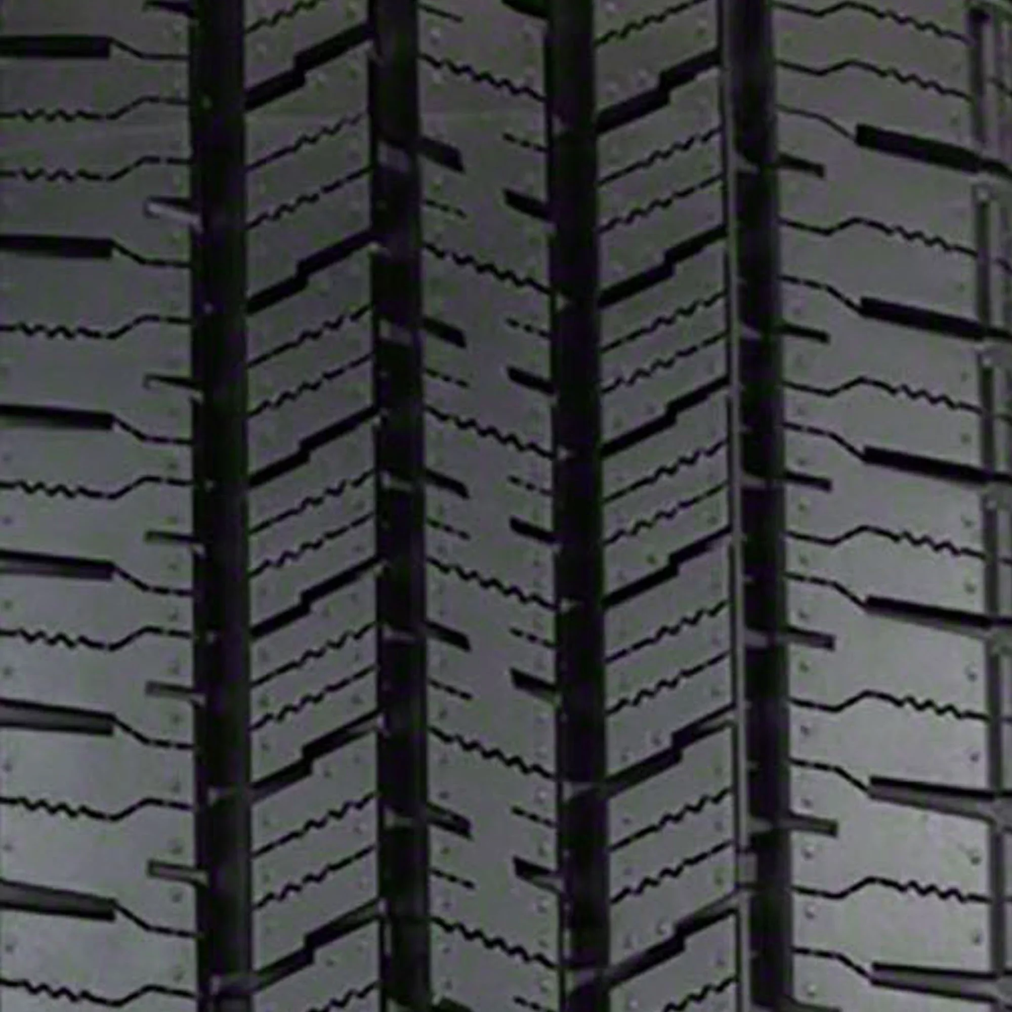 LT275/70R18 Hankook Dynapro HT (RH12) Highway 128/125S E Light Truck Tire - Image 4