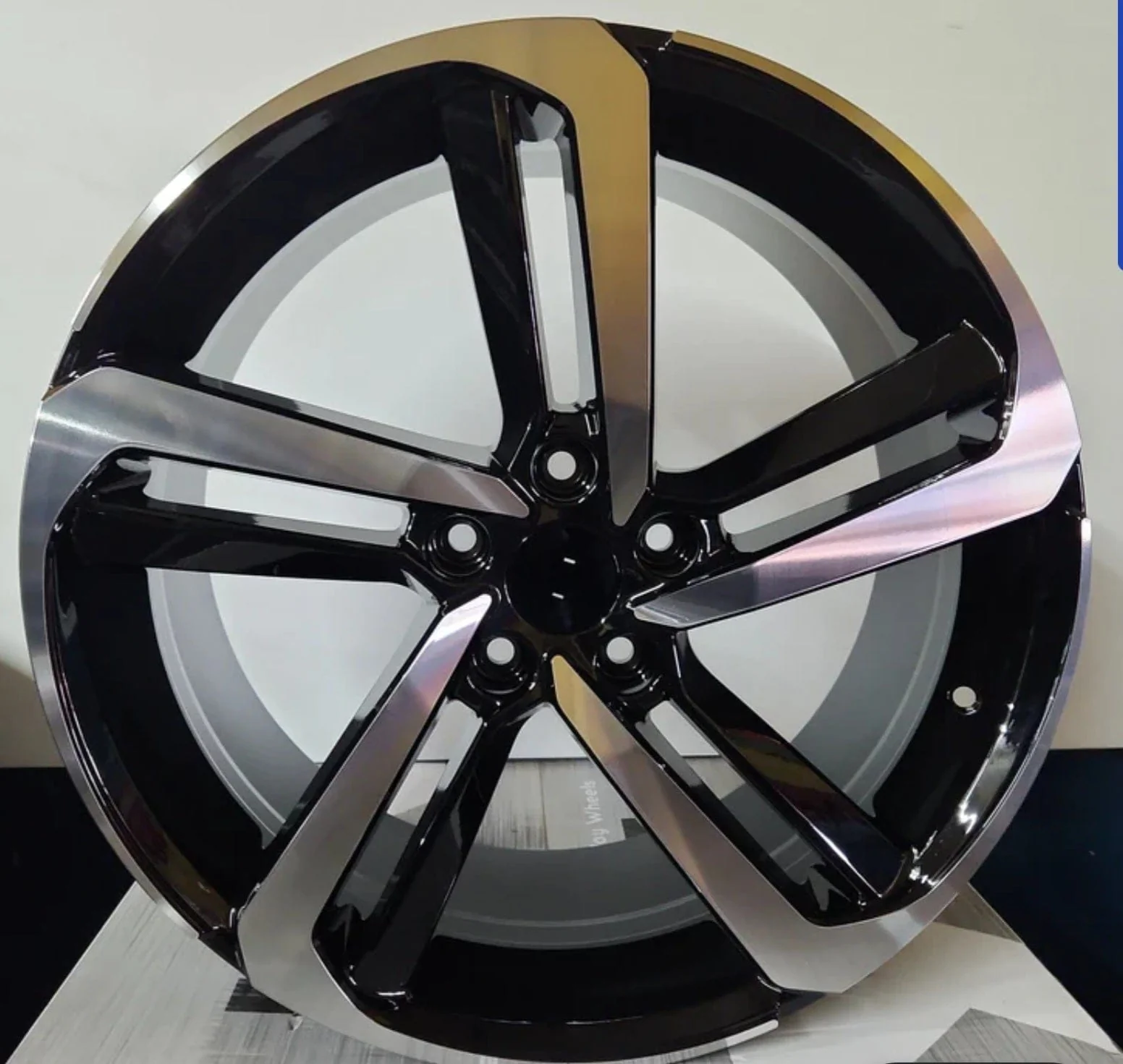 H839F 19x8.5 5x114.3 GLOSS BLACK MACHINE FACE