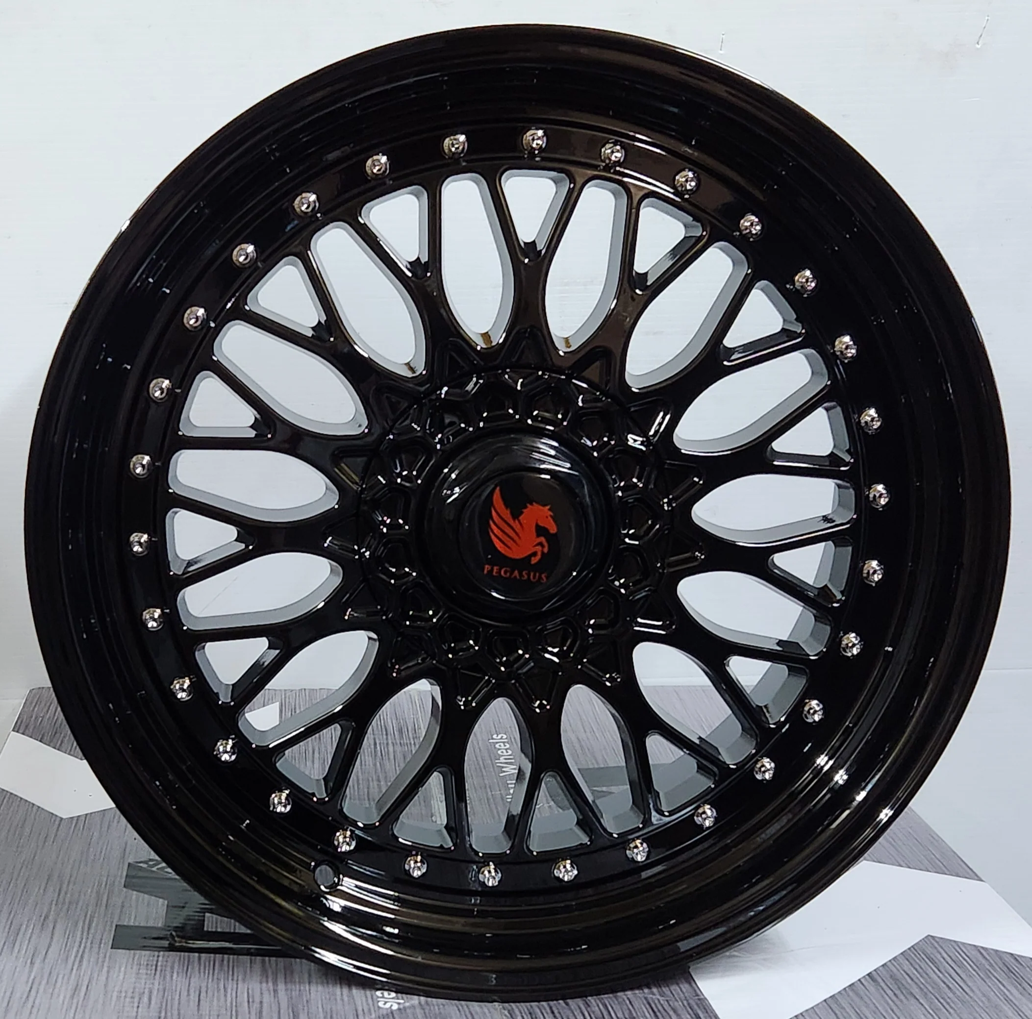 RBM1 19x9.5 5x112 / 5x114.3 / 5x120 GLOSS BLACK CHROME RIVETS