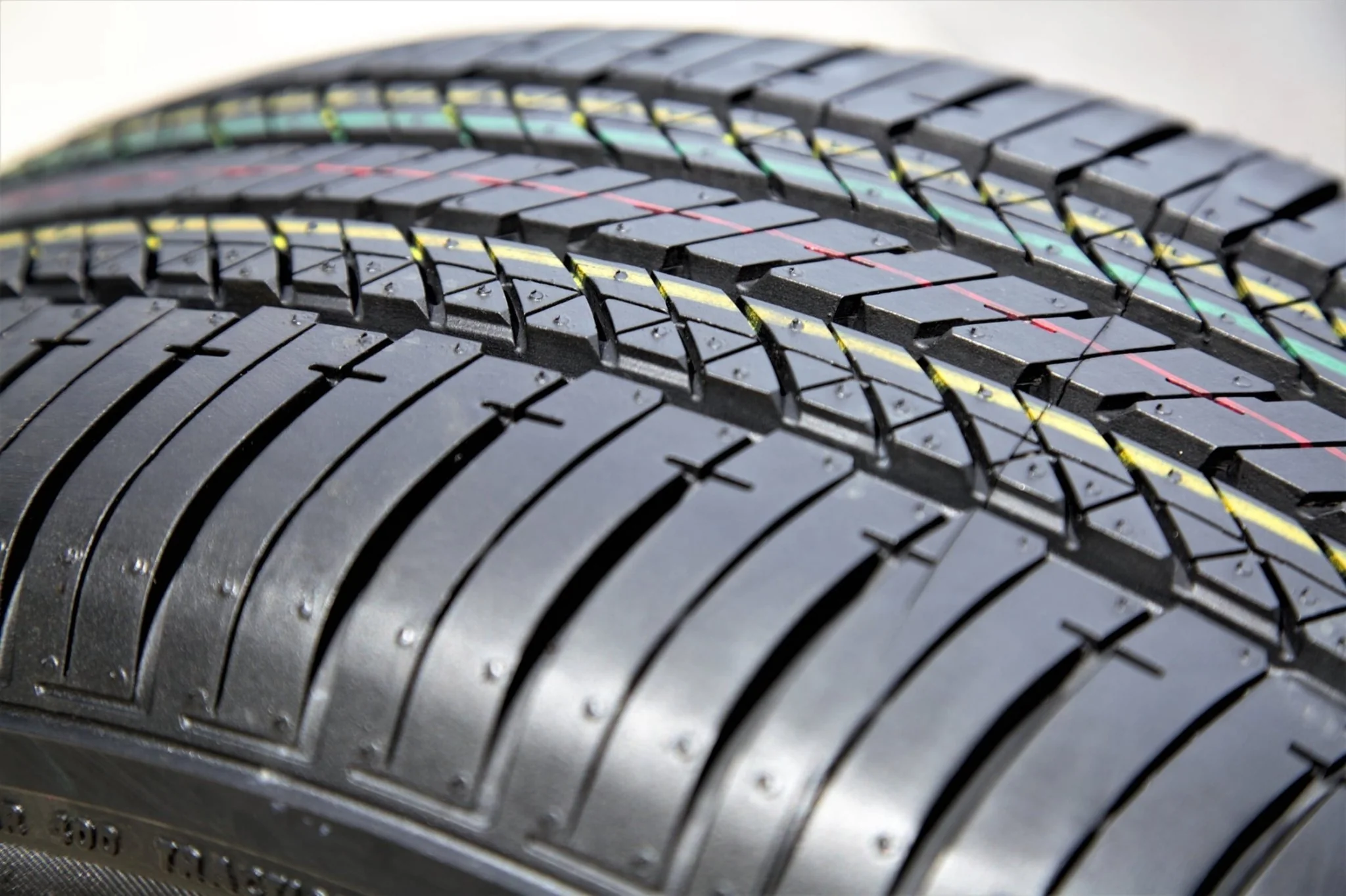 255/35R18 Bridgestone Turanza EL400-02 90 W Tire - Image 3