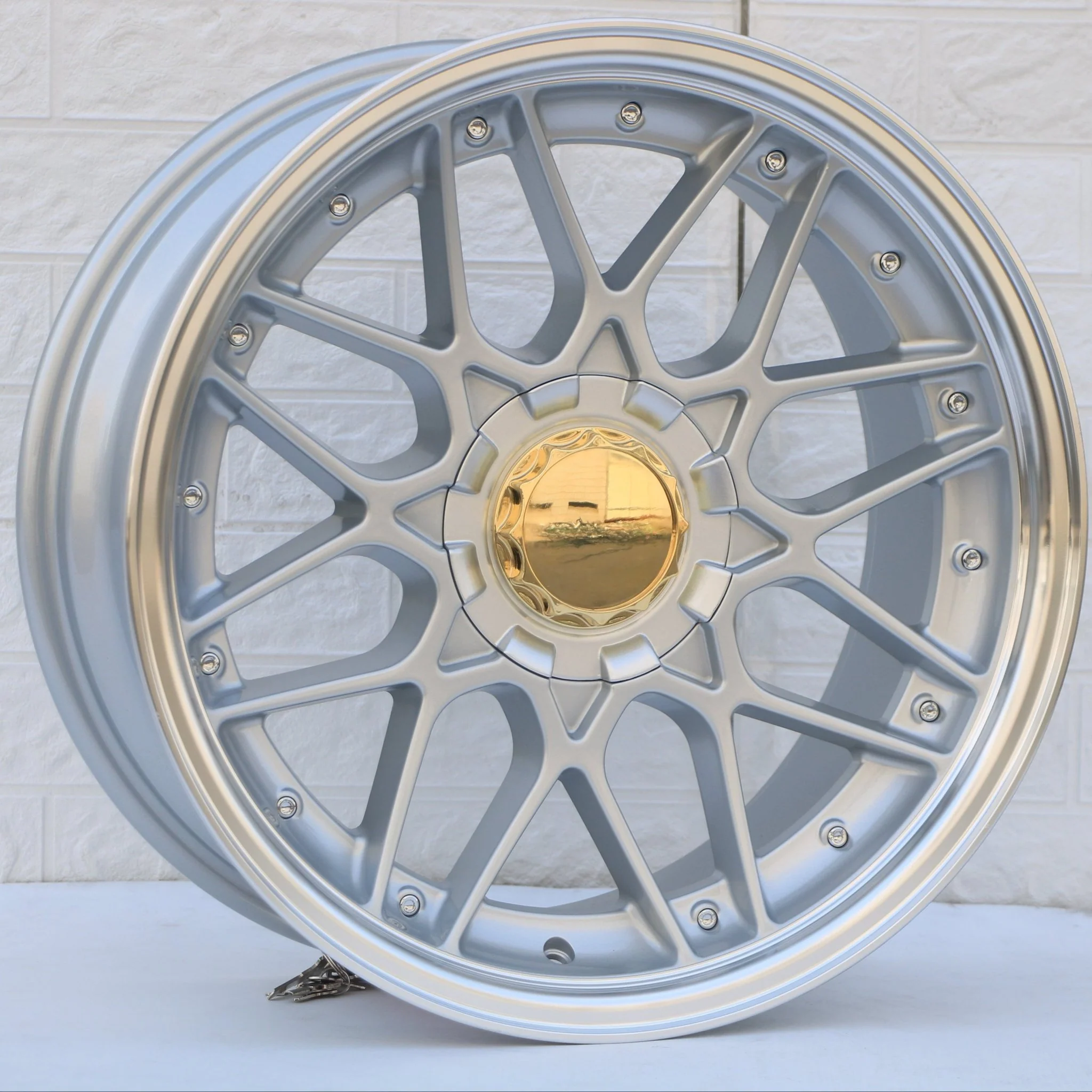 W025 SSA06 Silver Machined Face With Silver Rivet 18x9.0 ET30 5x120/114.3 CB73.1  MB-2325