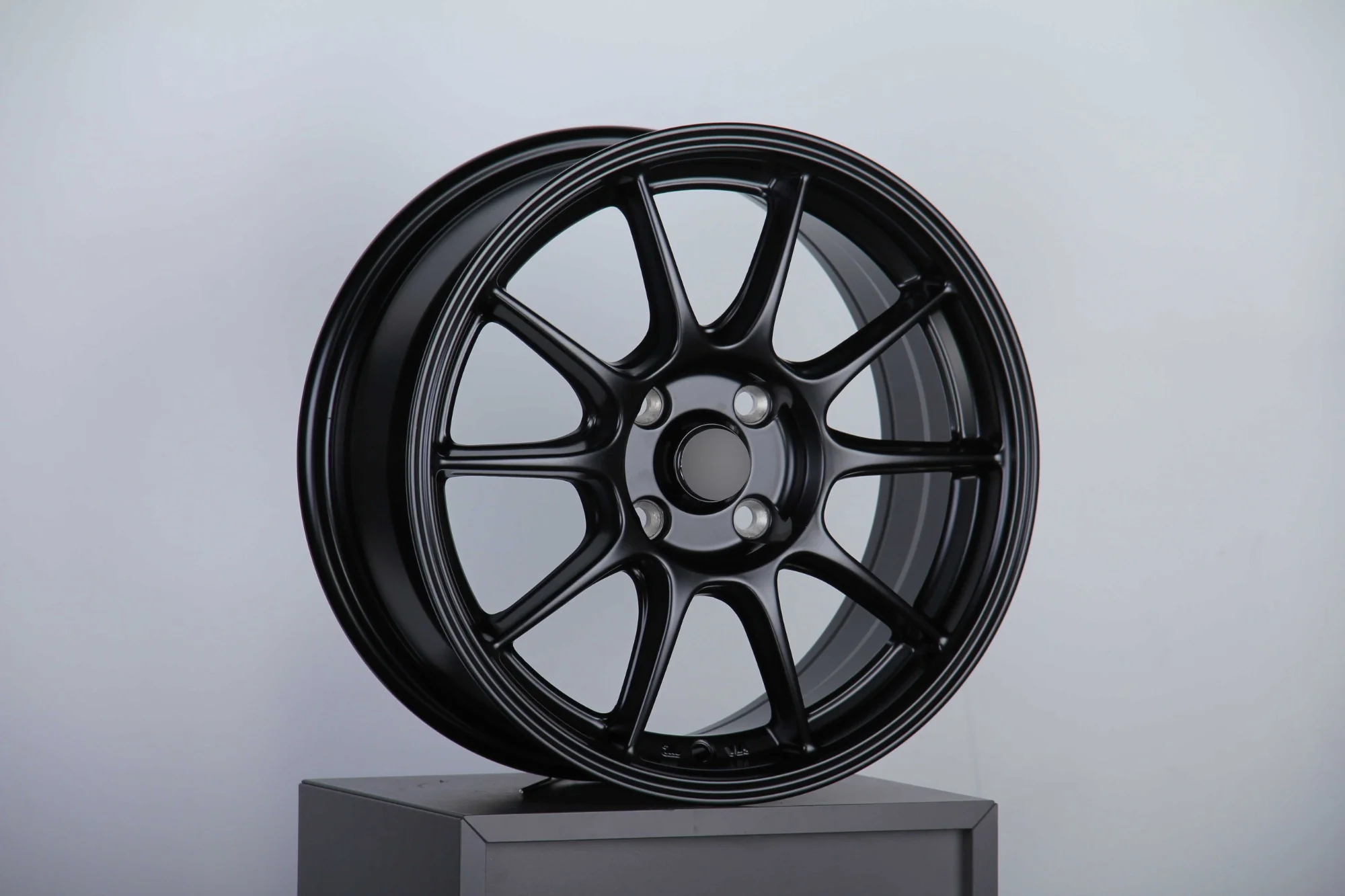 W052 MN105X Satin Black 18x8.0 ET38 5x114.3 CB73.1 - Image 5