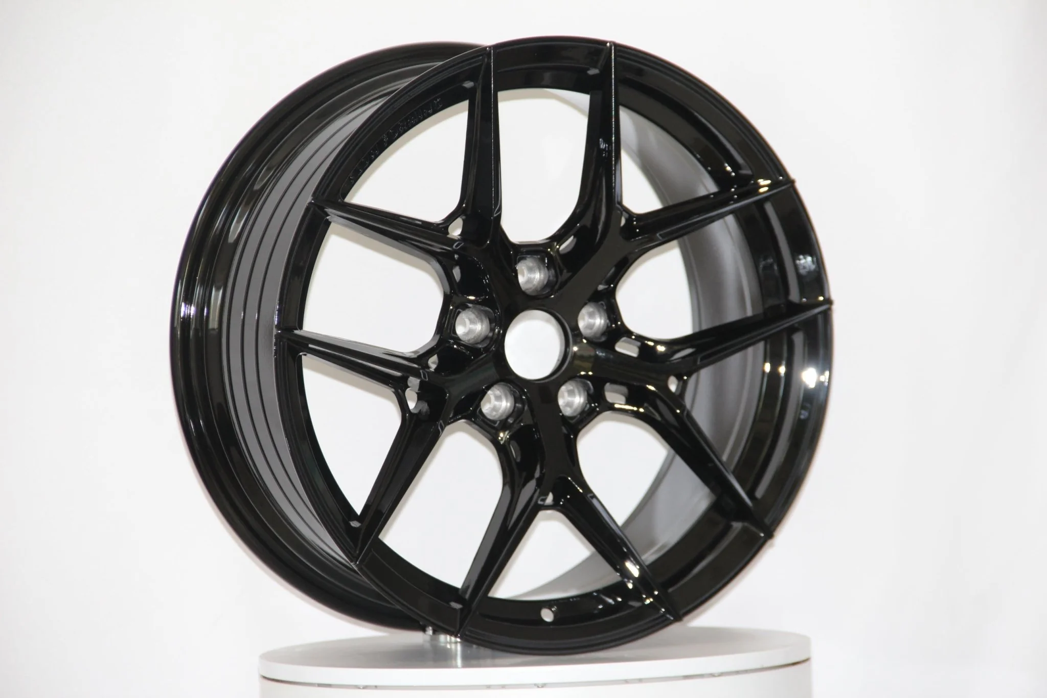 W1500 1696 Gloss Black 22x11 ET35 5x112 CB66.6 - Image 4