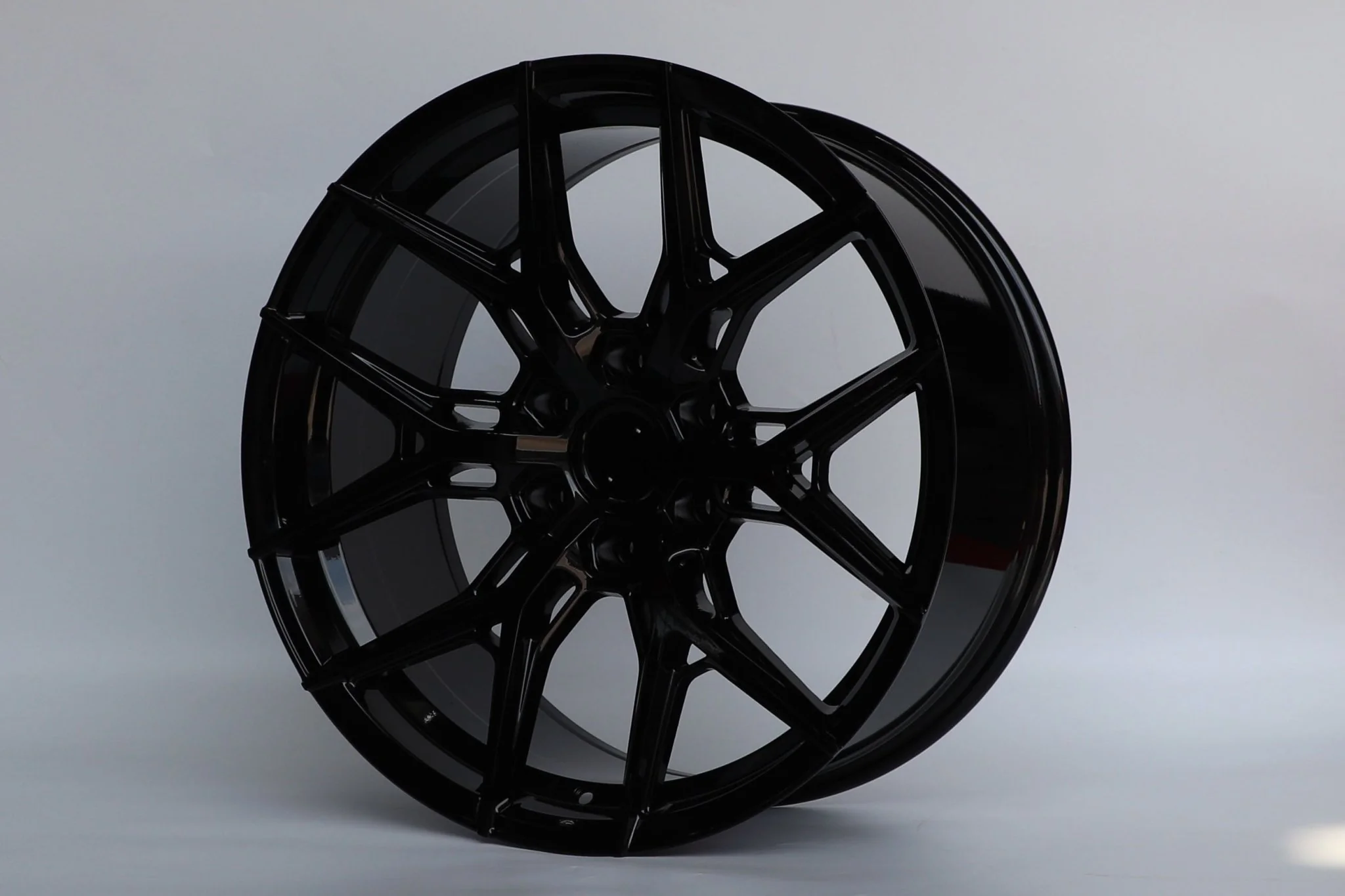 W1509 D1673 Gloss Black 22x9.5 ET15 6x139.7 CB106.1 - Image 3