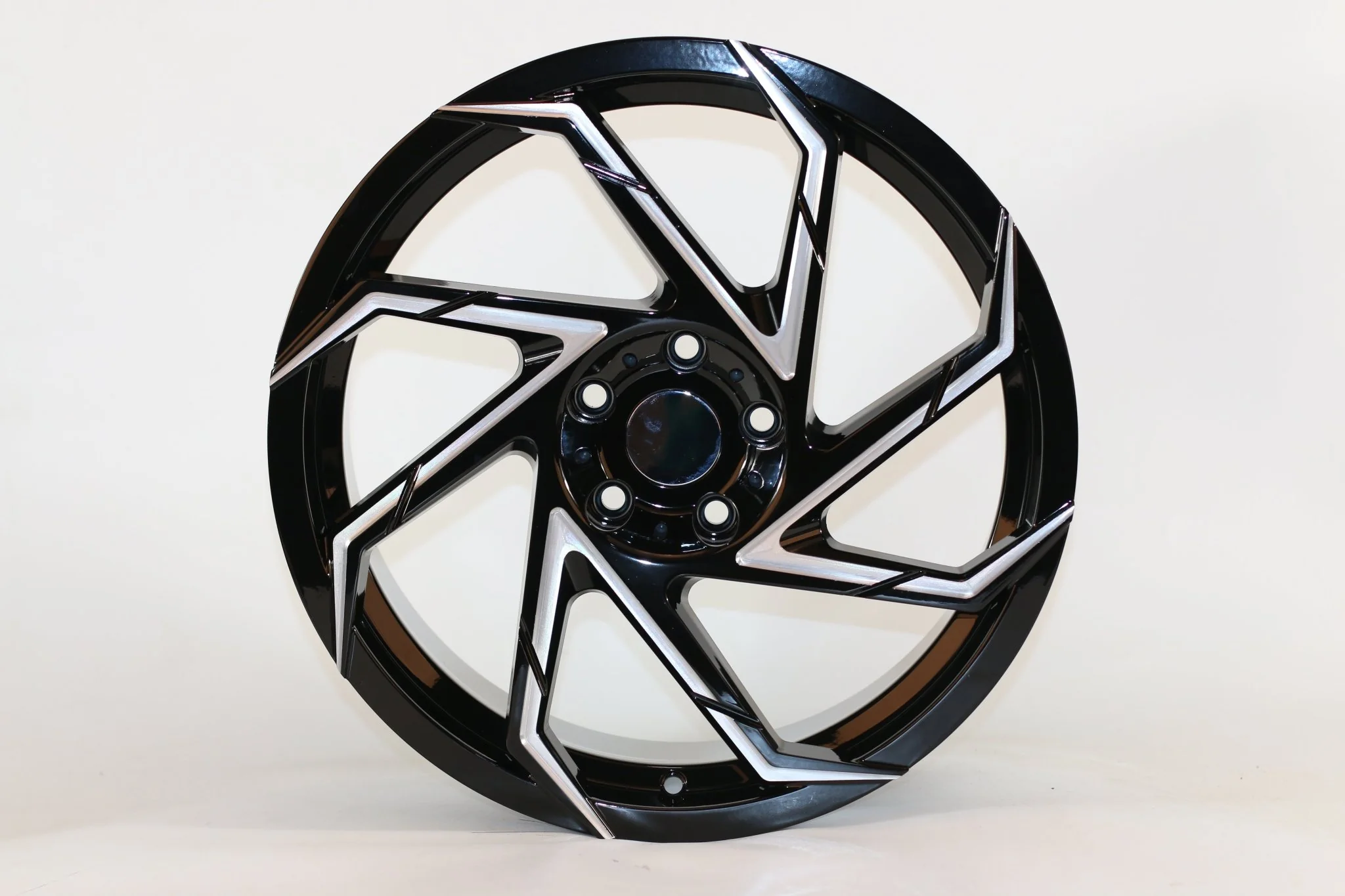 W152 iVF-28 Bronze Machined Lip 17x7.5 ET40 5x100 CB73.1 - Image 2