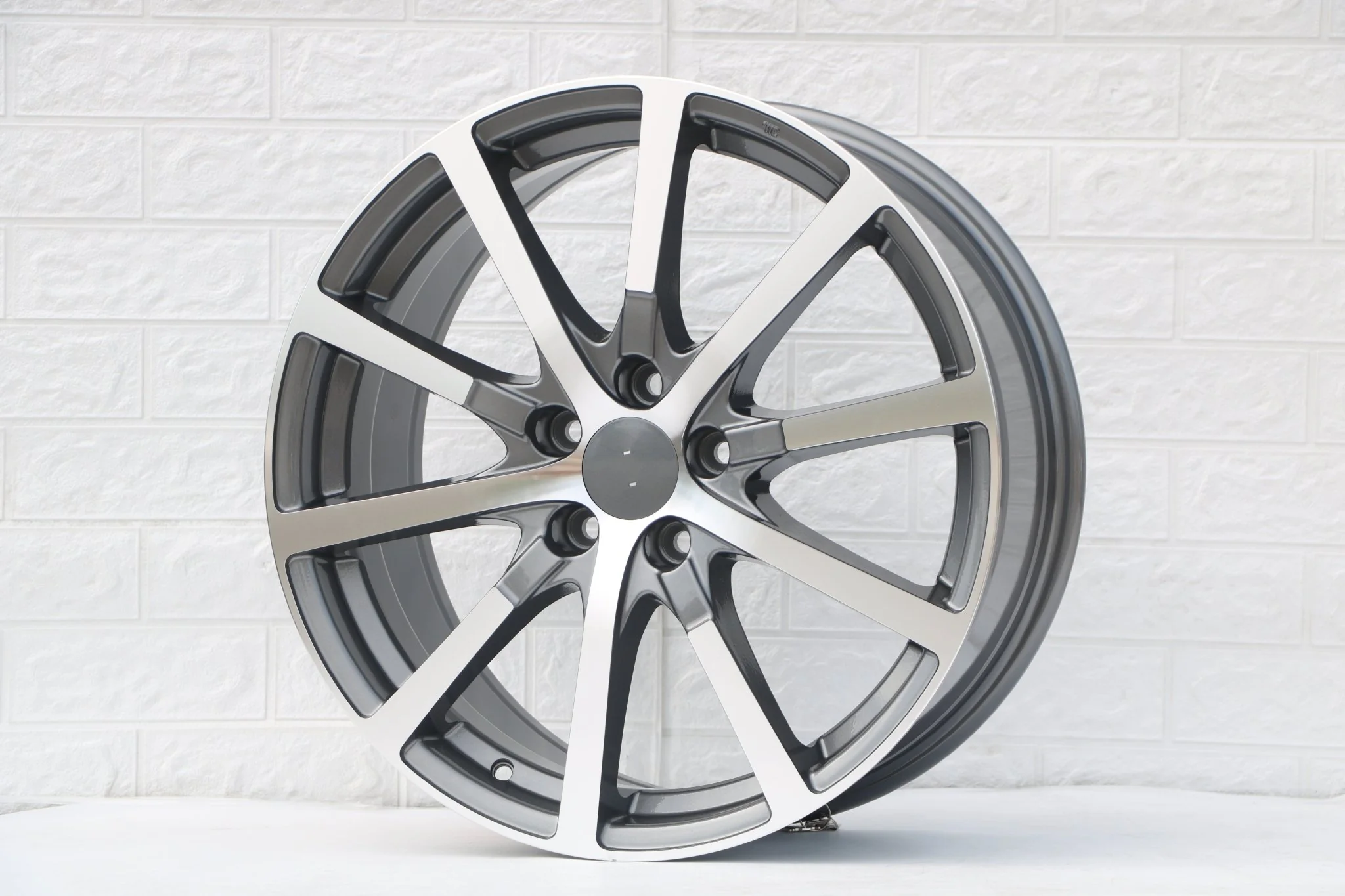 W305 Gunmetal Machined Face 19x8.0 Et 55 CB64.1 5x114.3 - Image 5