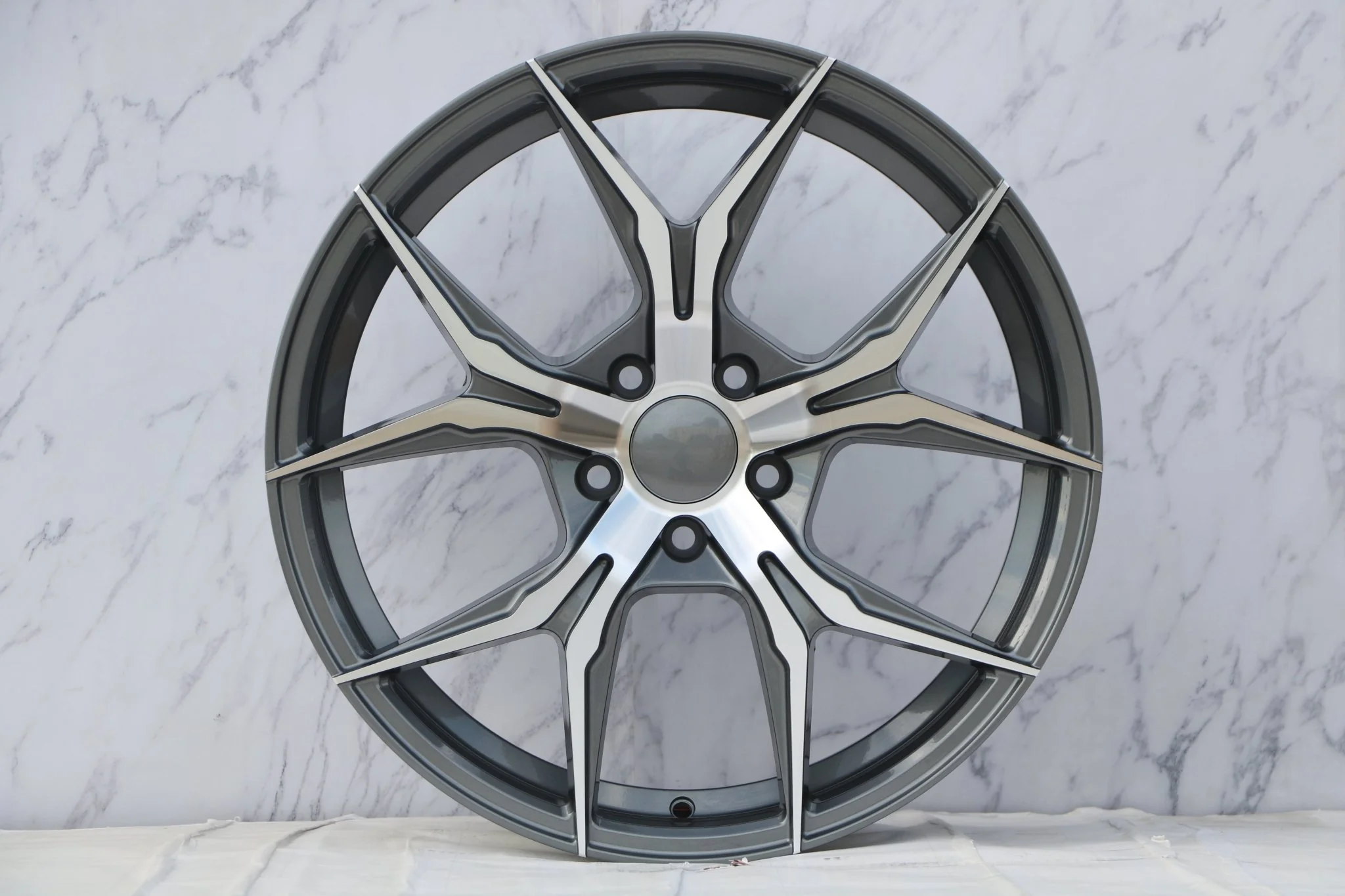 W531 Gunmetal Machined Face 19x8.5 Et35 5x114.3 CB73.1 - Image 7