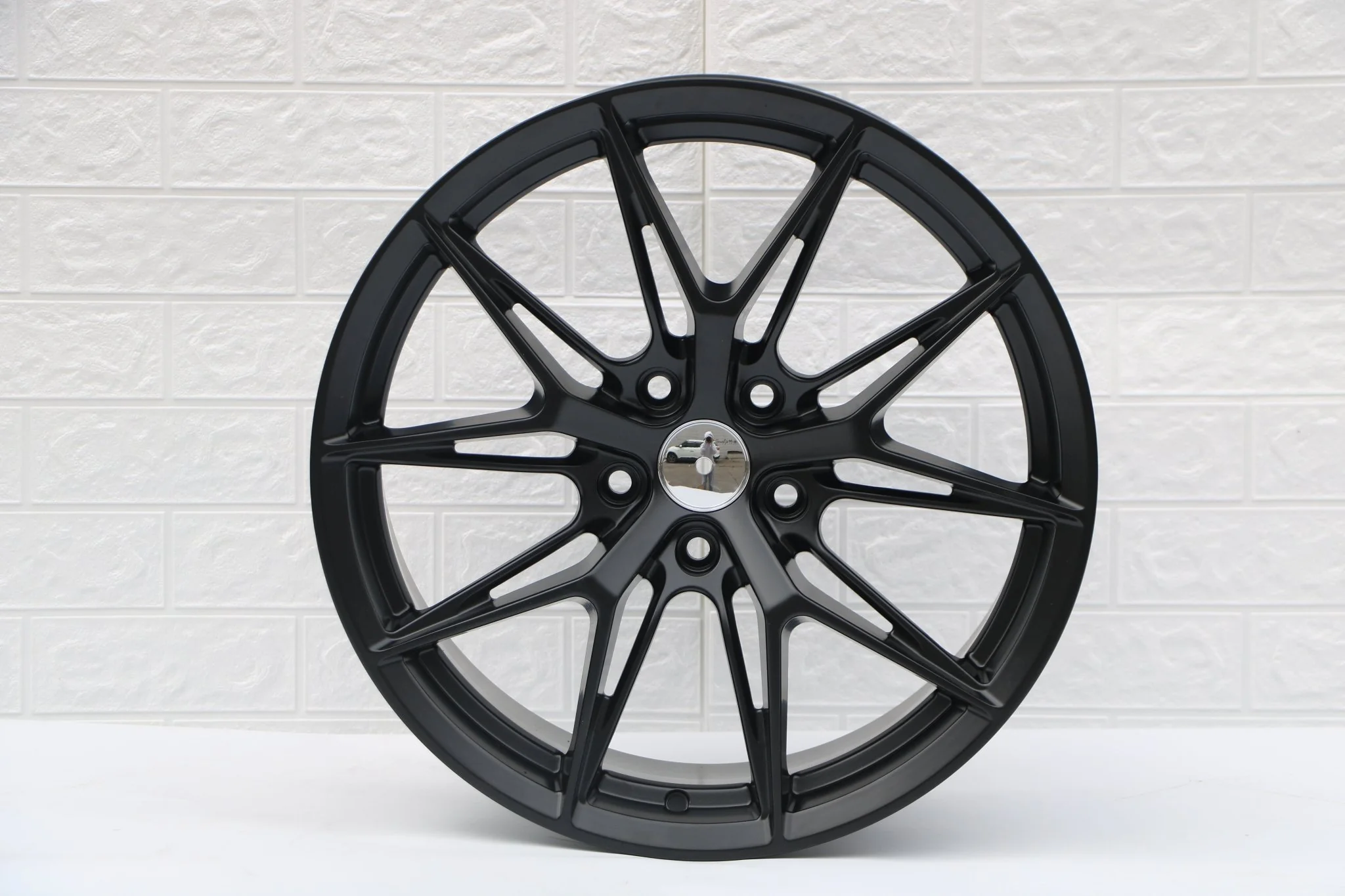 W538 iV-1520 Satin Black 18x8.0 ET35 5x114.3 CB73.1 - Image 4