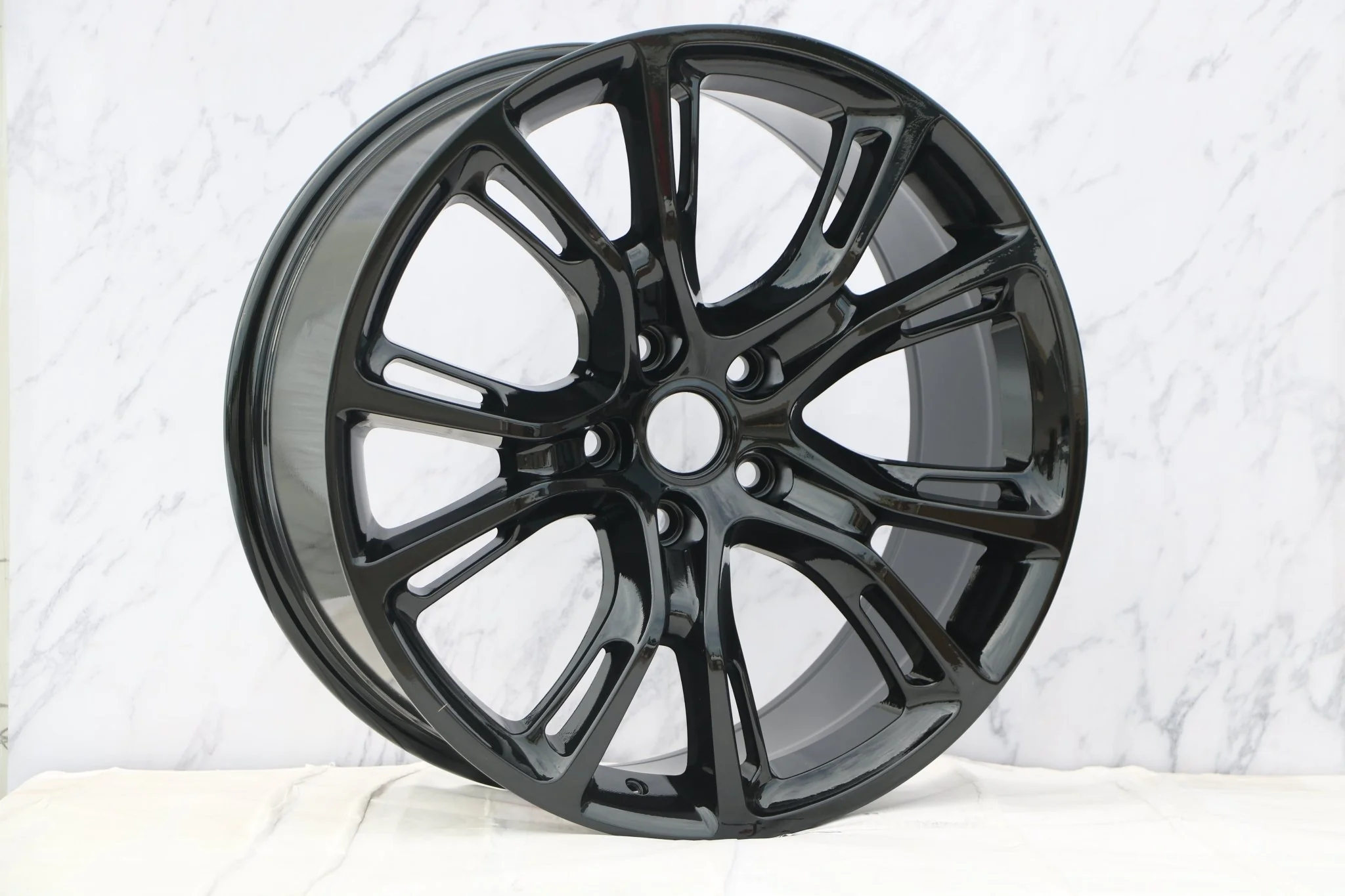W568 1288 Gloss Black 20x9.5 ET32 5x127 CB71.5 - Image 7