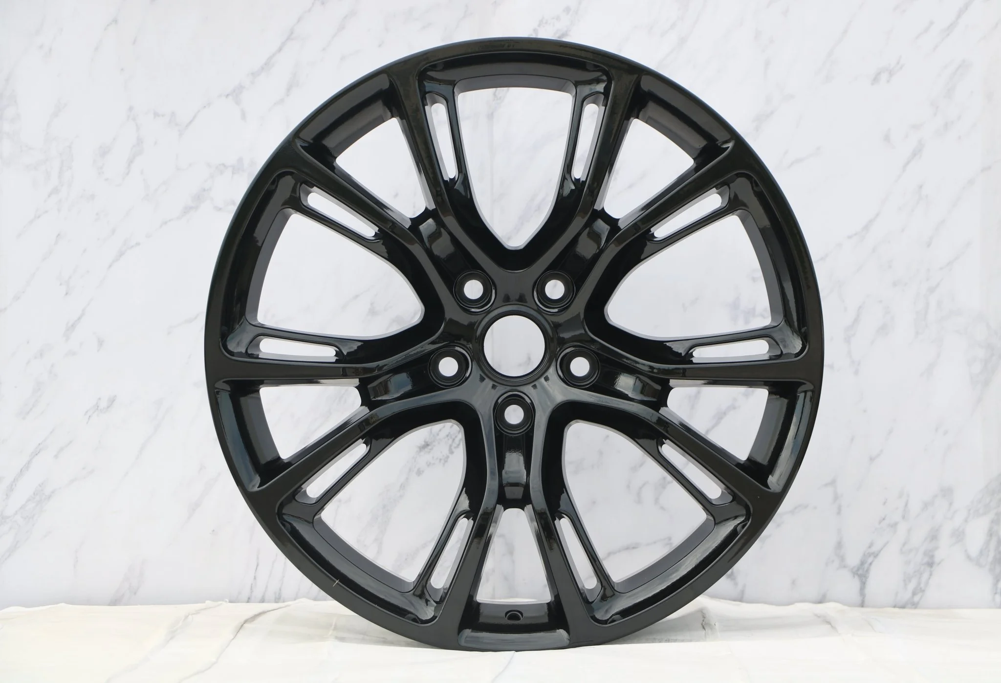 W568 1288 Gloss Black 20x9.5 ET32 5x127 CB71.5 - Image 9