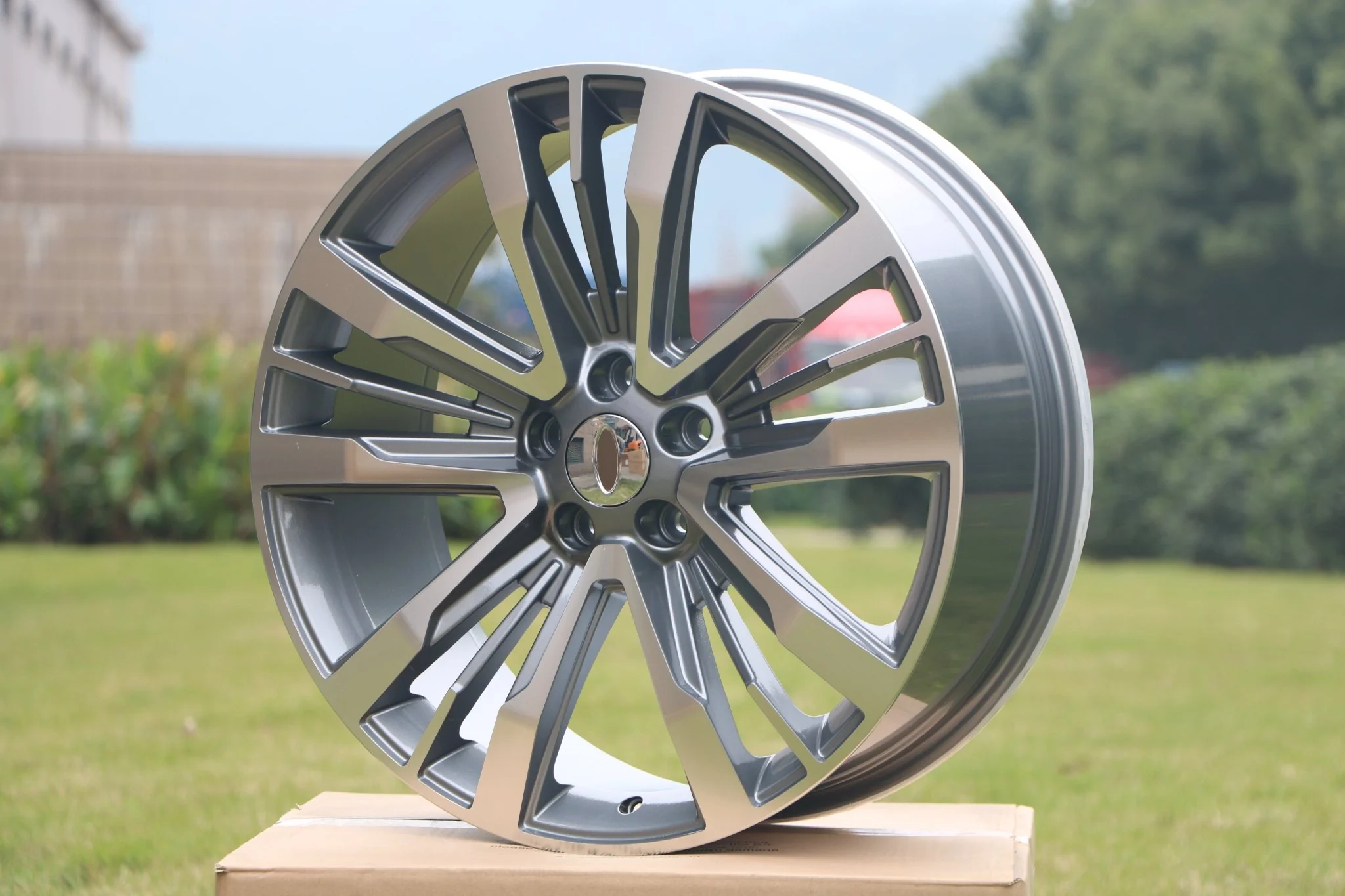W592 Gunmetal Machined Face 20x8.5 ET44 5x114.3 CB63.4 - Image 5
