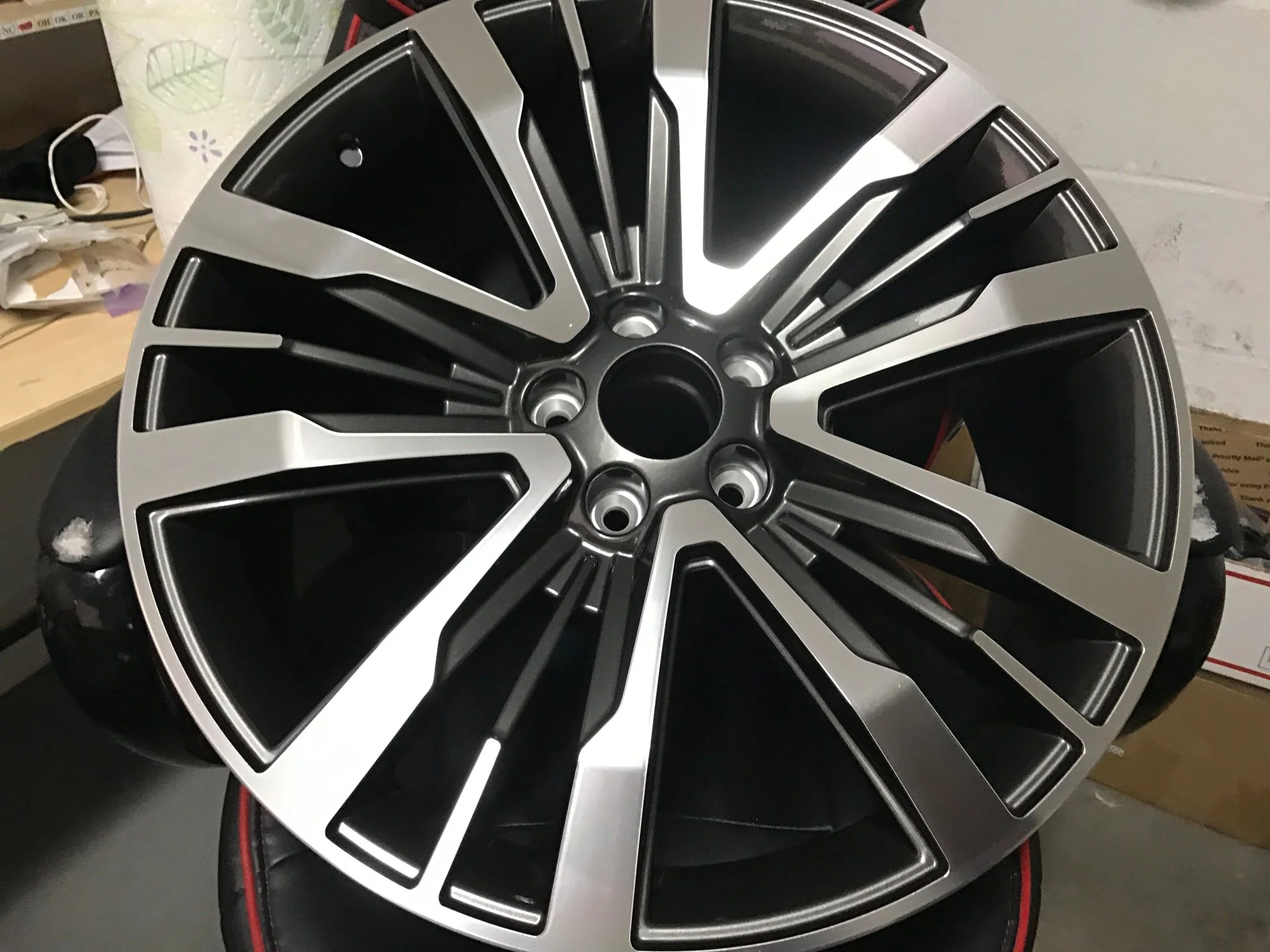 W592 Gunmetal Machined Face 20x8.5 ET44 5x114.3 CB63.4 - Image 7