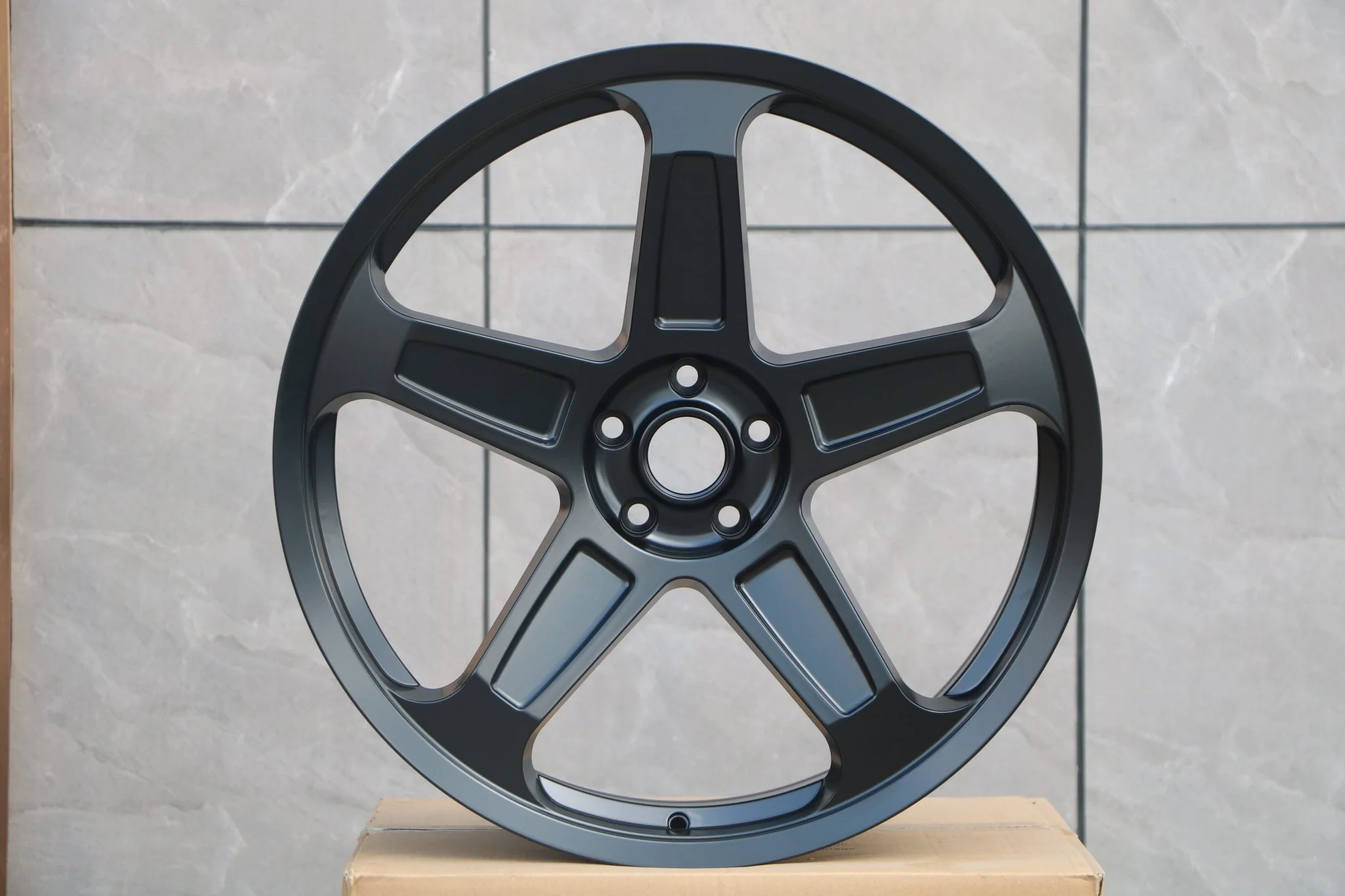 W597 1393 Satin Black 22x9.0 ET20 5x115 CB 71.5 - Image 9