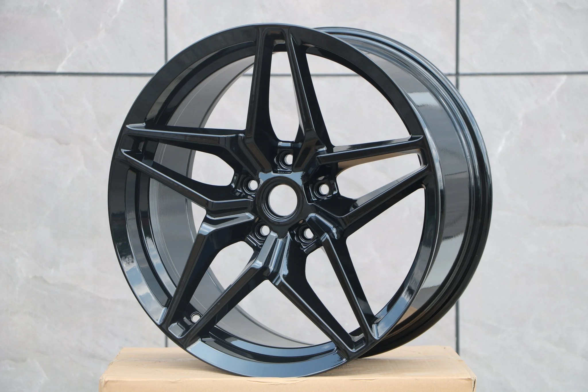 W599 D1584 Gloss Black 19x9.5 ET50 5x120.7 CB70.3 - Image 7