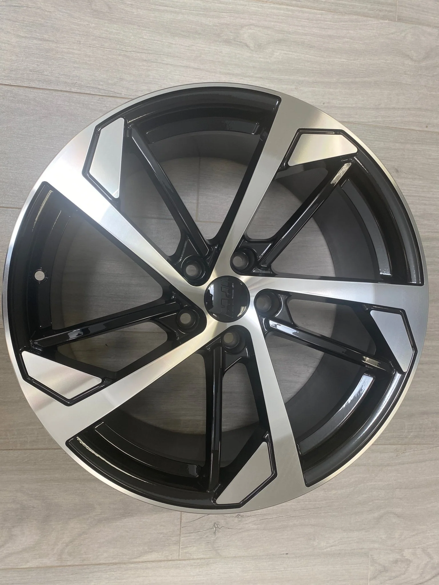 W614 1277 Black Machined Face 19x8.5 Et35 5x114.3 CB73.1 C030IPW-B - Image 6