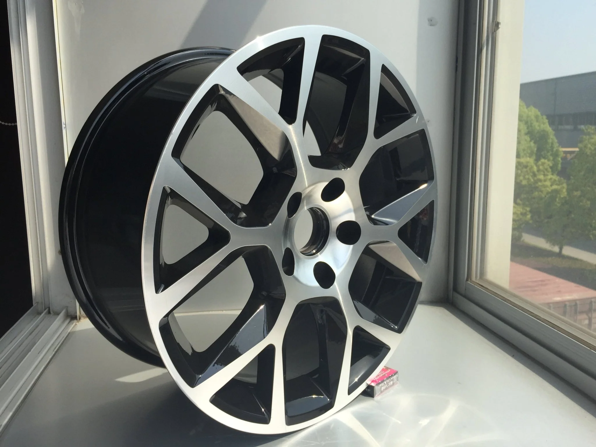 W640-Black Machine Face 18*7.5 ET45 5*112 CB57.1 - Image 11