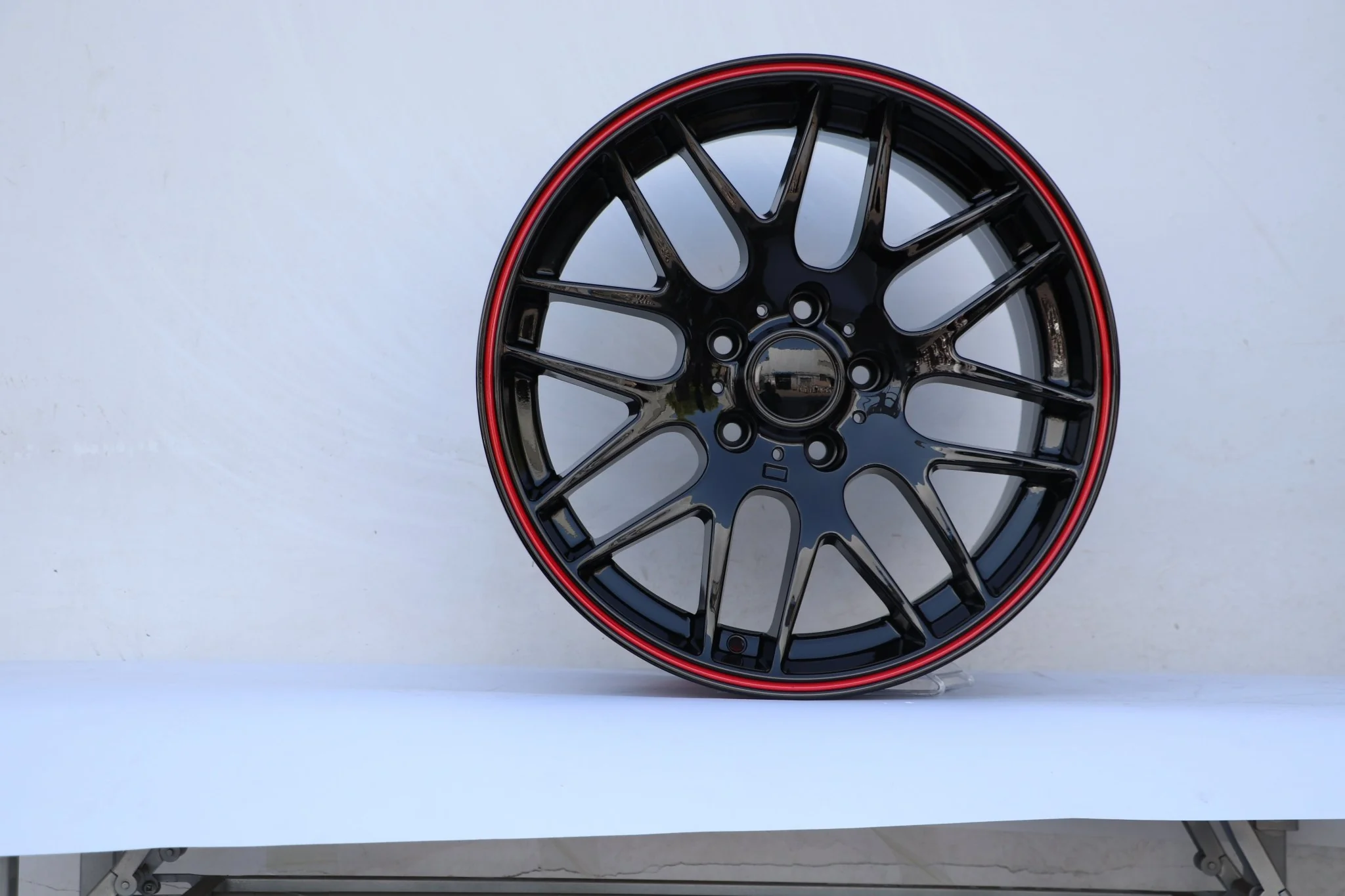 W703 Black Red Lip 19x8.5 ET35 5x120 CB72.56 - Image 5