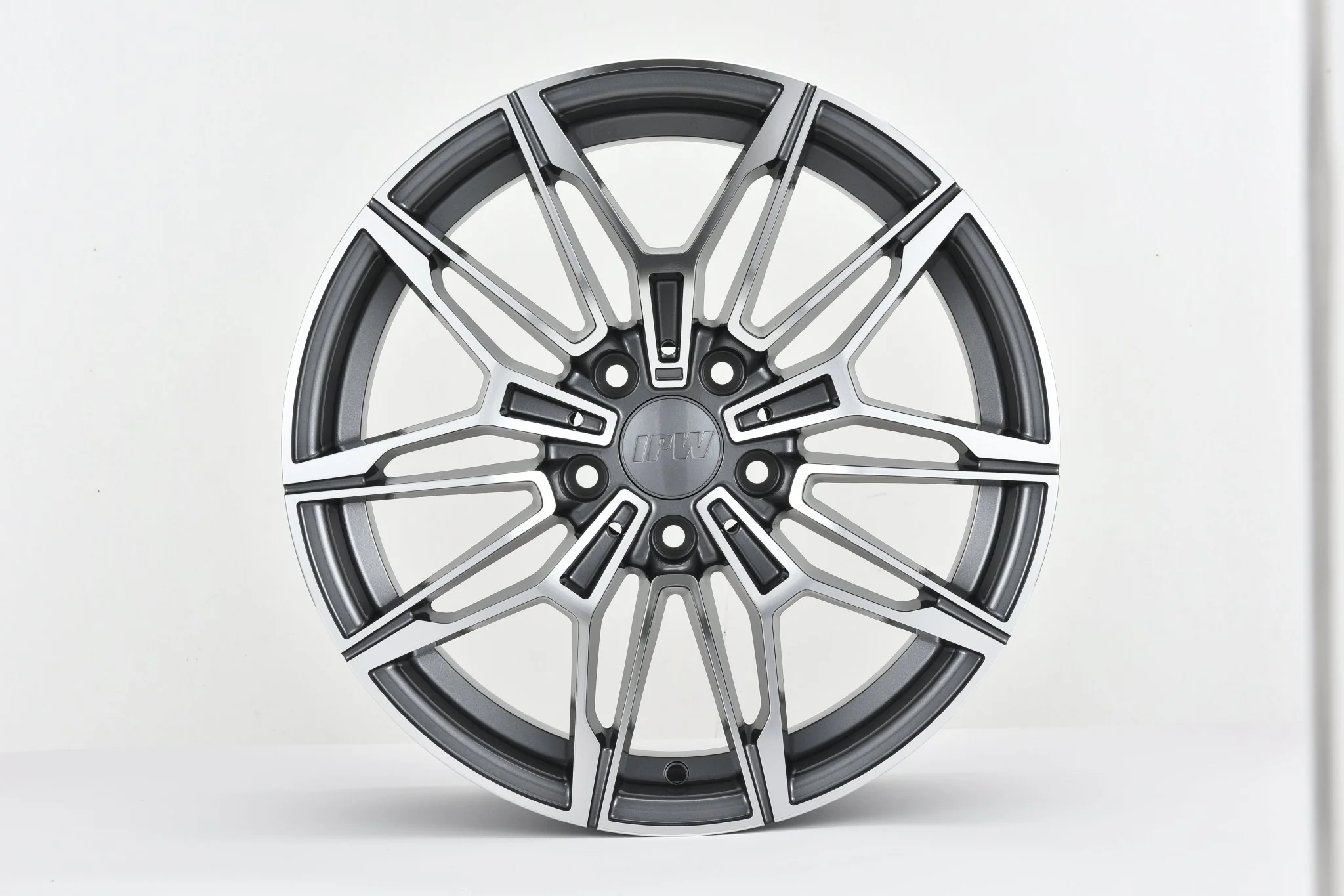 W714 7106 Gunmetal Machined Face 19x9.0 ET40 5x120 CB72.56 - Image 2