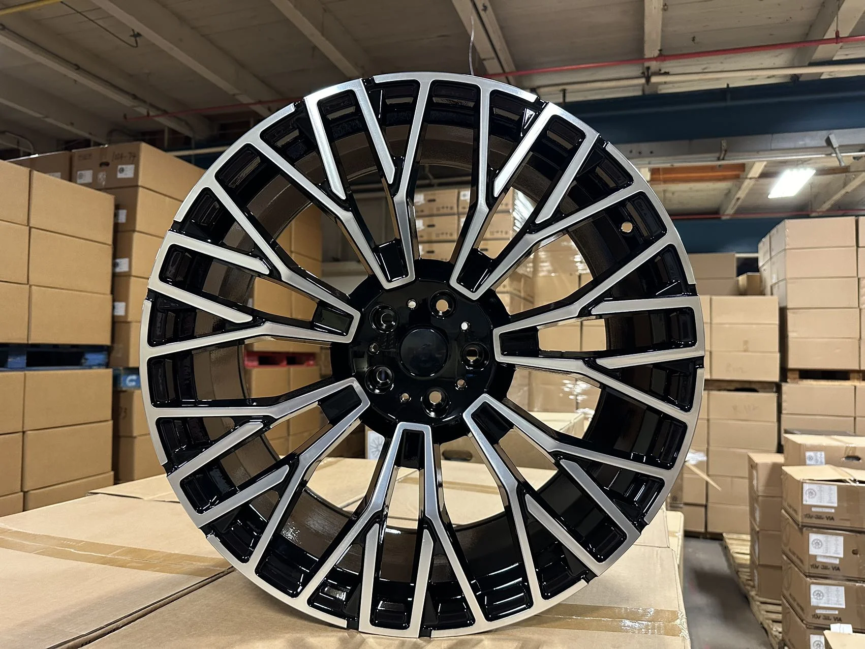 W721 7114 Black Machined Face 22x9.5 ET33 5x112 CB66.5 - Image 4