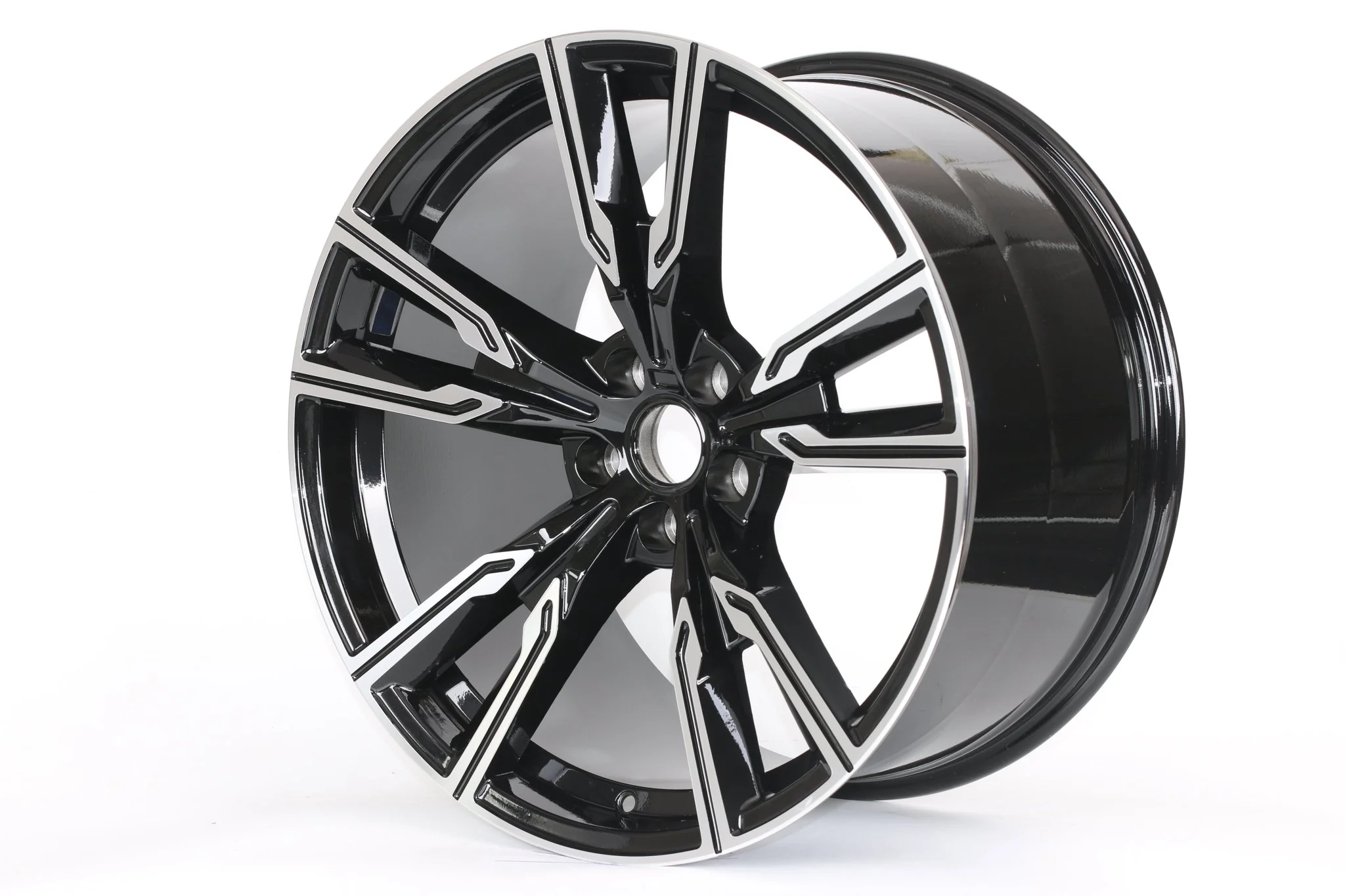 W743 7113 Black Machined Face 22x9.5 ET40 5x120 CB74.1 - Image 2