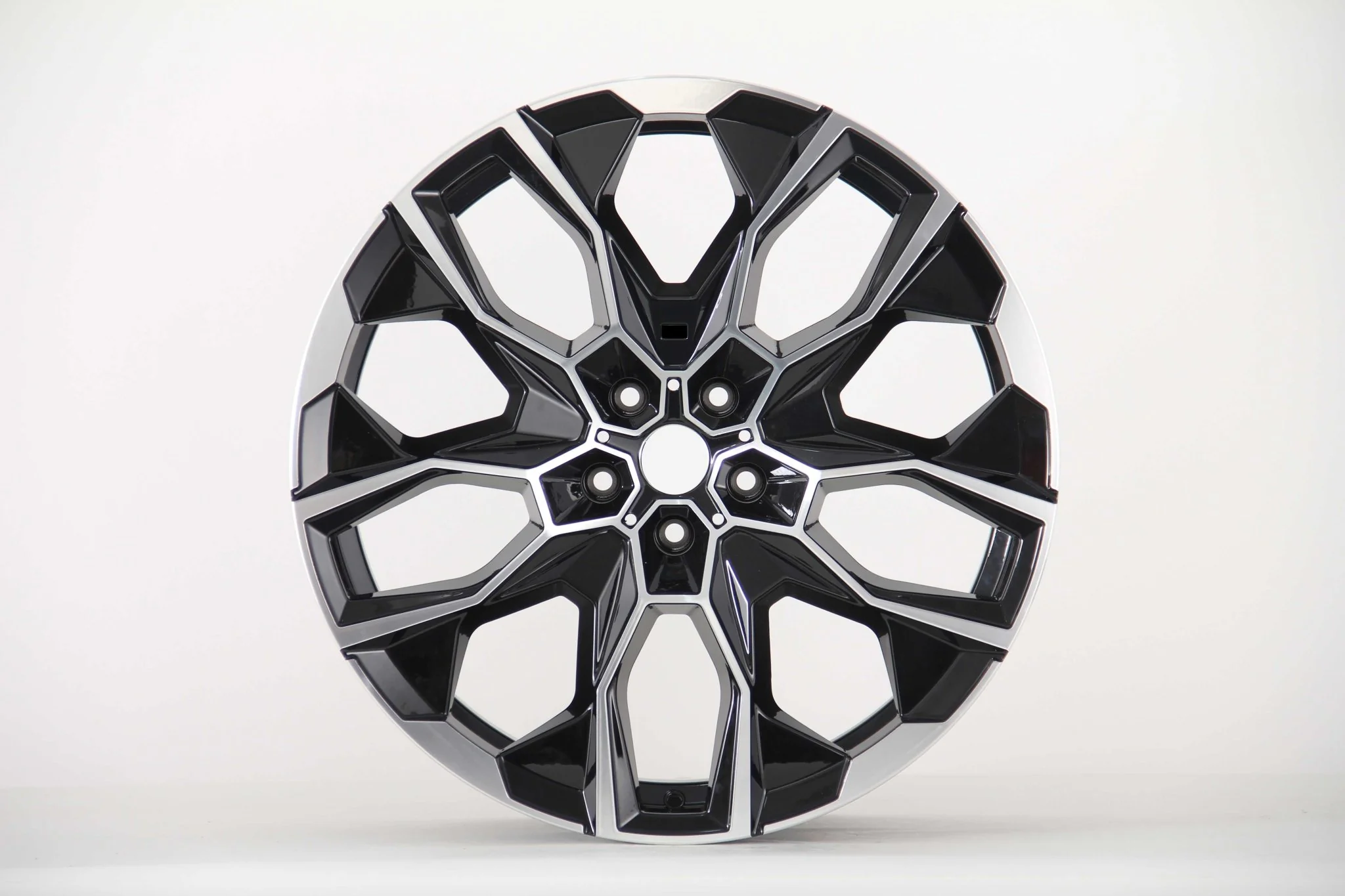 W746 IVF-3151 Black Machined Face 22x9.5 ET37 5x120 CB74.1 - Image 3