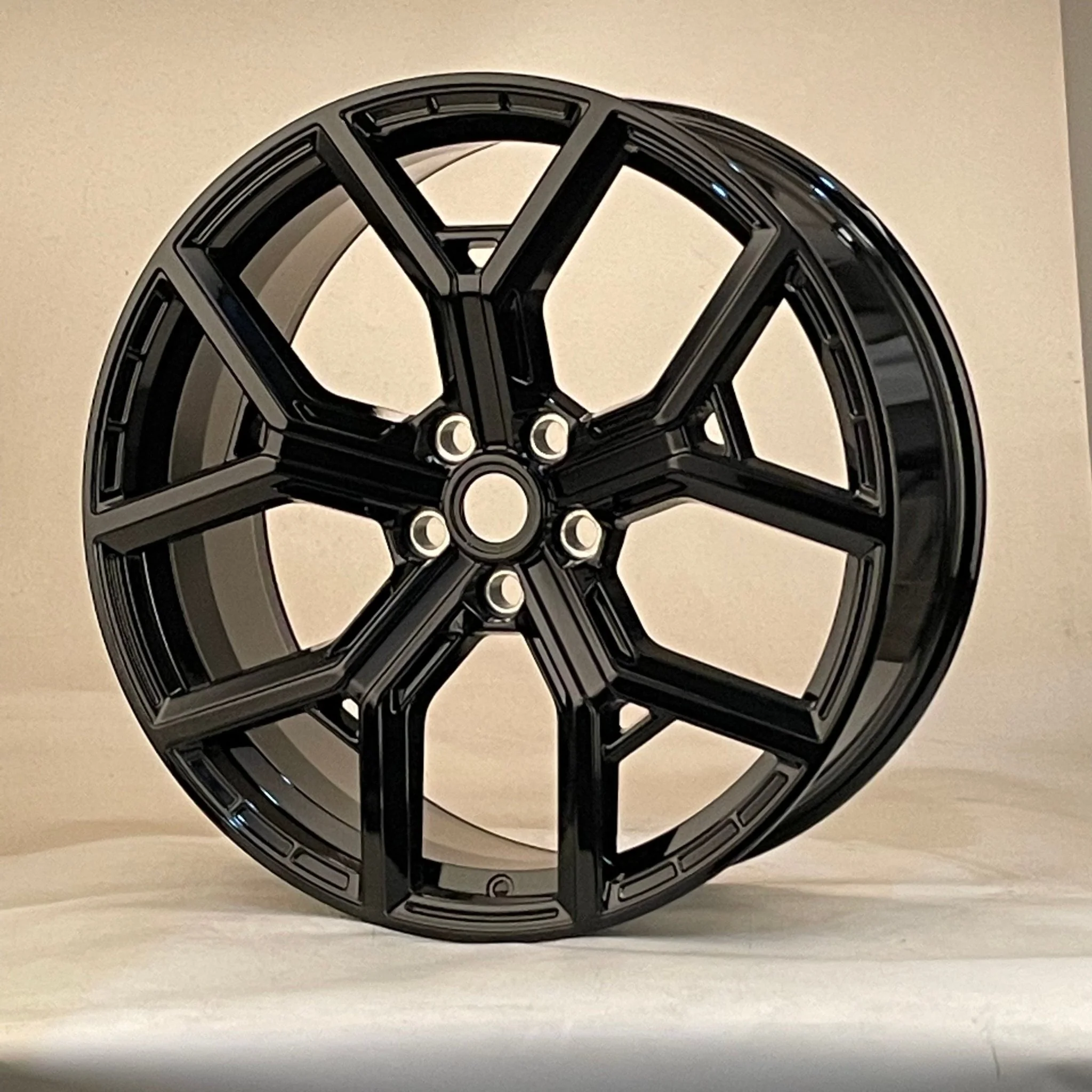 W785 H892F Gloss Black 22x9.5 ET45 5x120 CB72.6 - Image 4