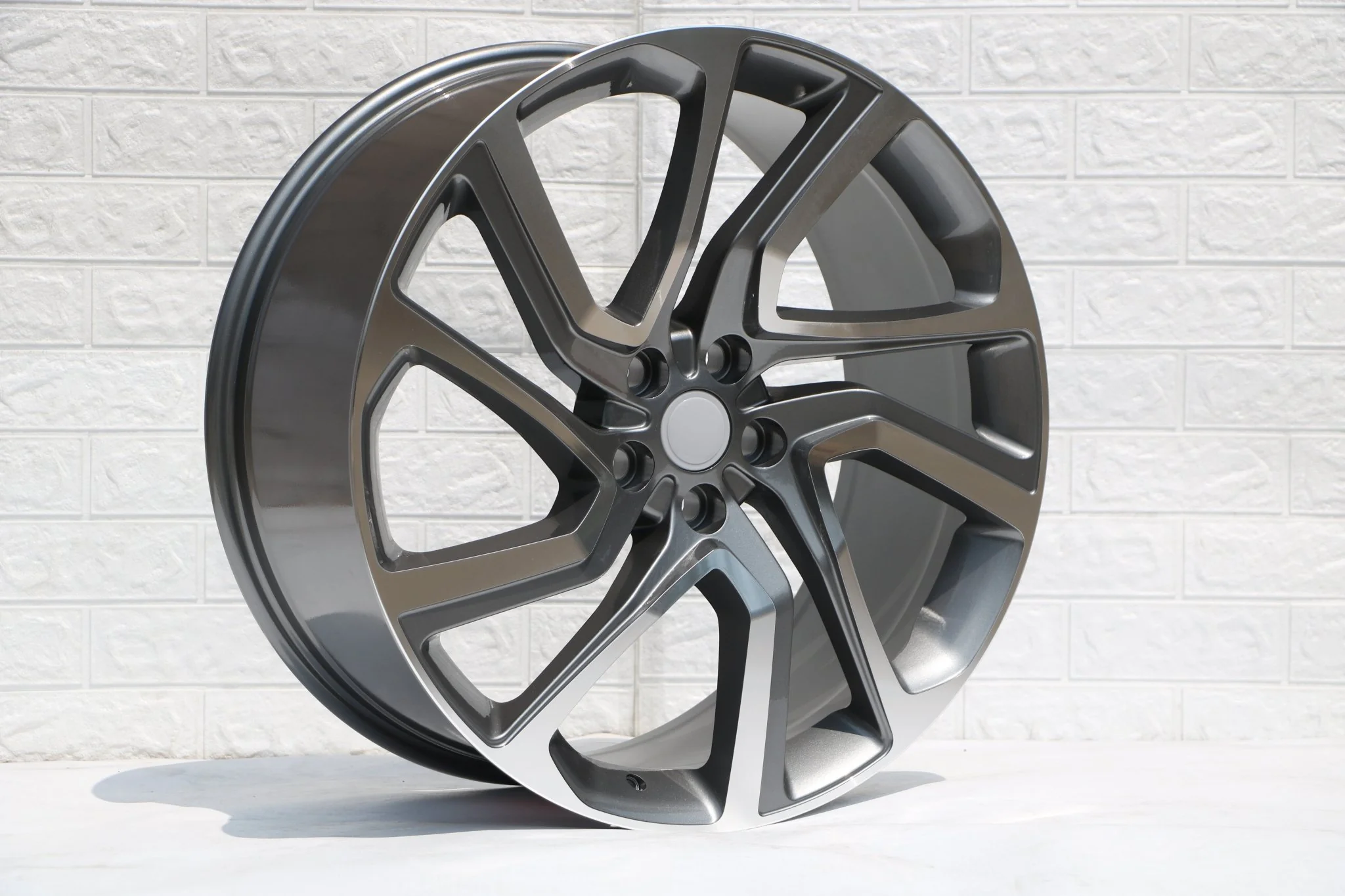 W797 Gunmetal Machined Face 22x9.5 ET45 5x120 CB72.6 - Image 5