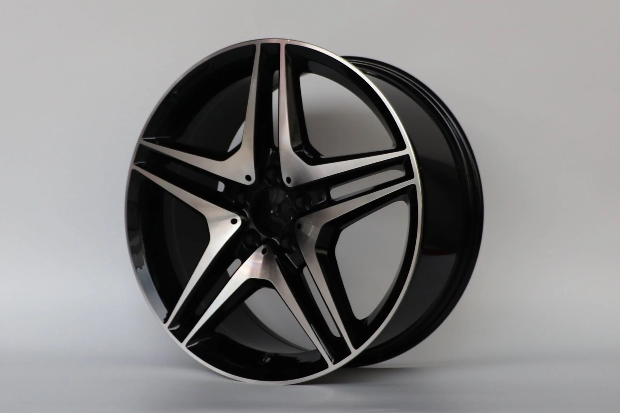 W828 Black Machined Face 18*8.0 ET45 5*112 CB66.6 - Image 4