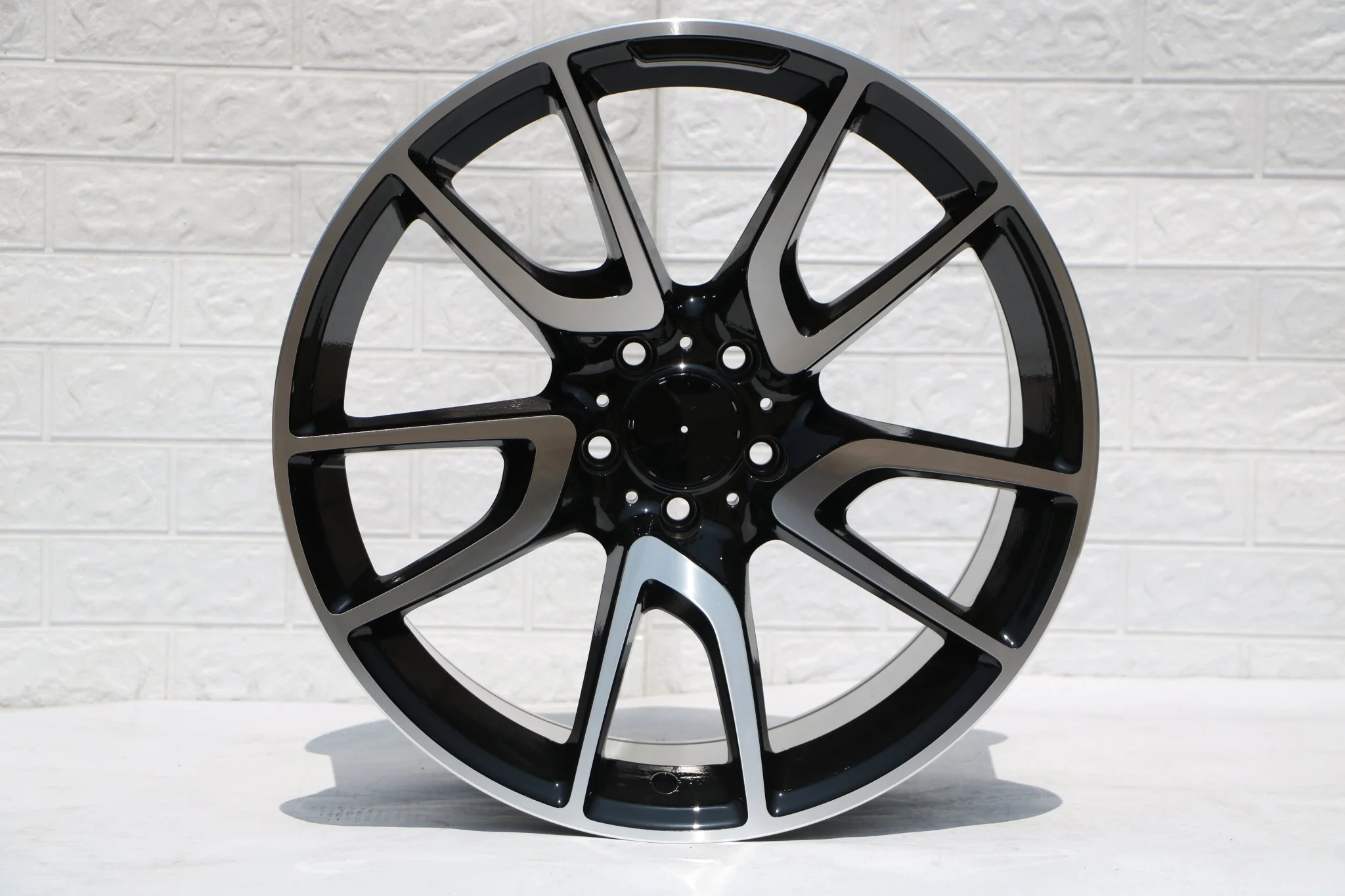 W839 Black Machined Face 19x9.5 ET35 5x112 CB66.6 - Image 7