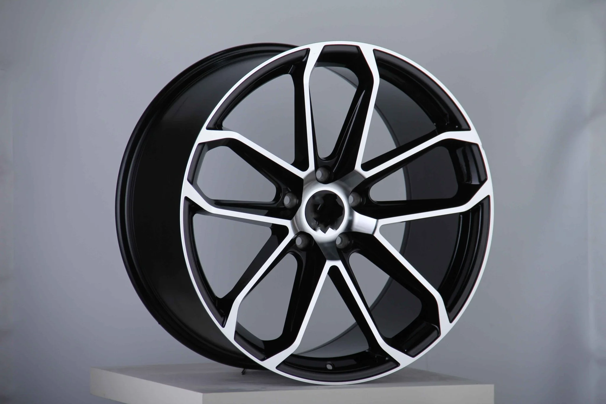 W861 D1869 Black Machine Face 22x11.5 ET61 5x130 CB71.5 - Image 4