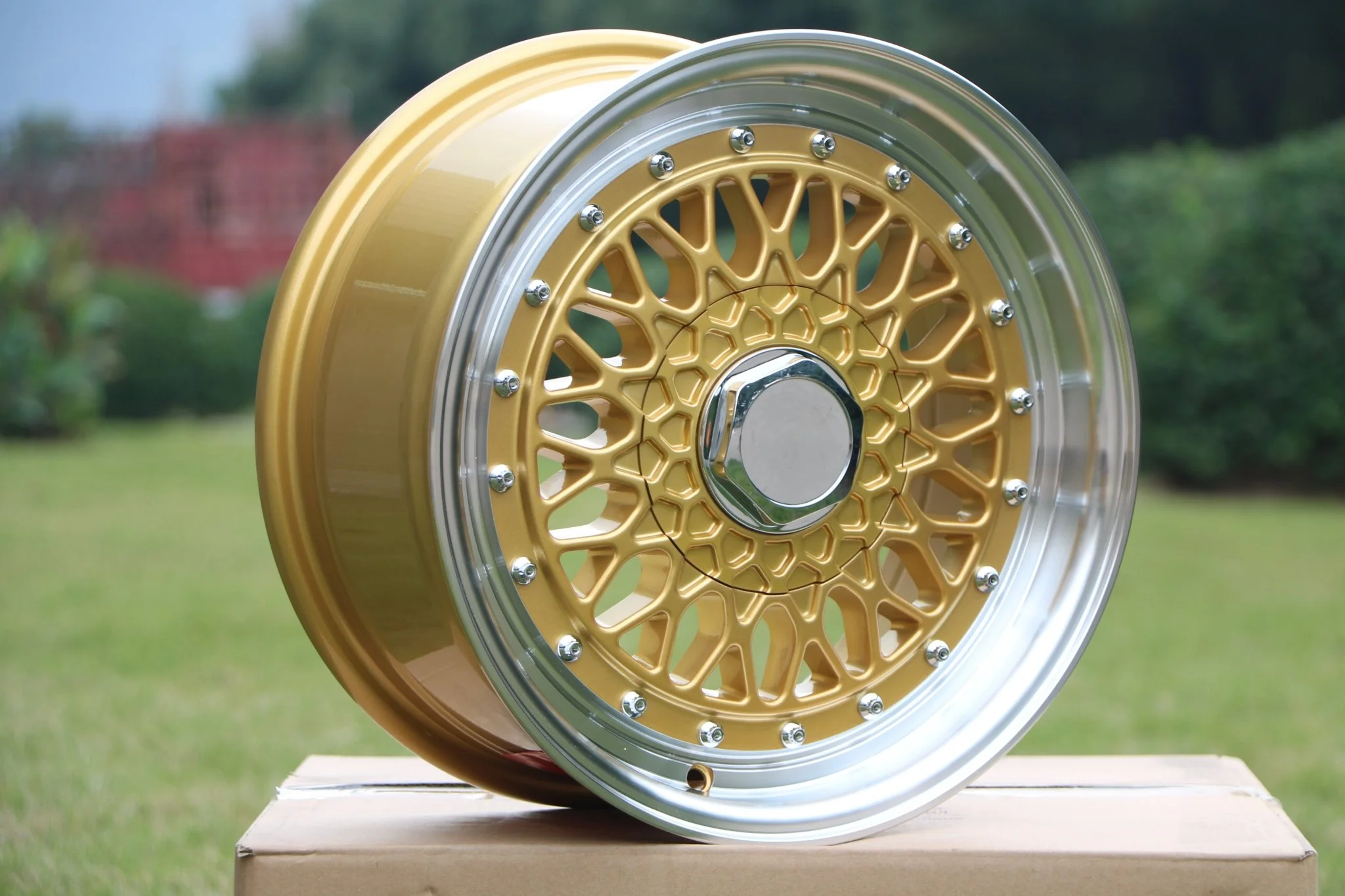 W883 Gold Machined Lip With Silver Rivet 20x9.5 Et35 5x120/114.3 CB73.1 - Image 2