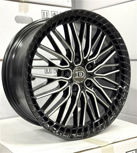 DRASTIC WHEEL DS4-M 18X8 ET +38 5x114.3 CB (73.1) B+MW