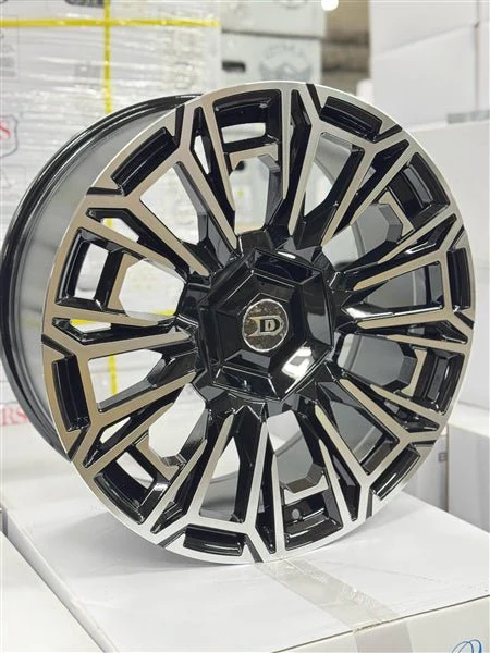 DRASTIC WHEEL DS12-M 20X8.5 ET +35 5x114.3/5x120 CB (74.2) B+M