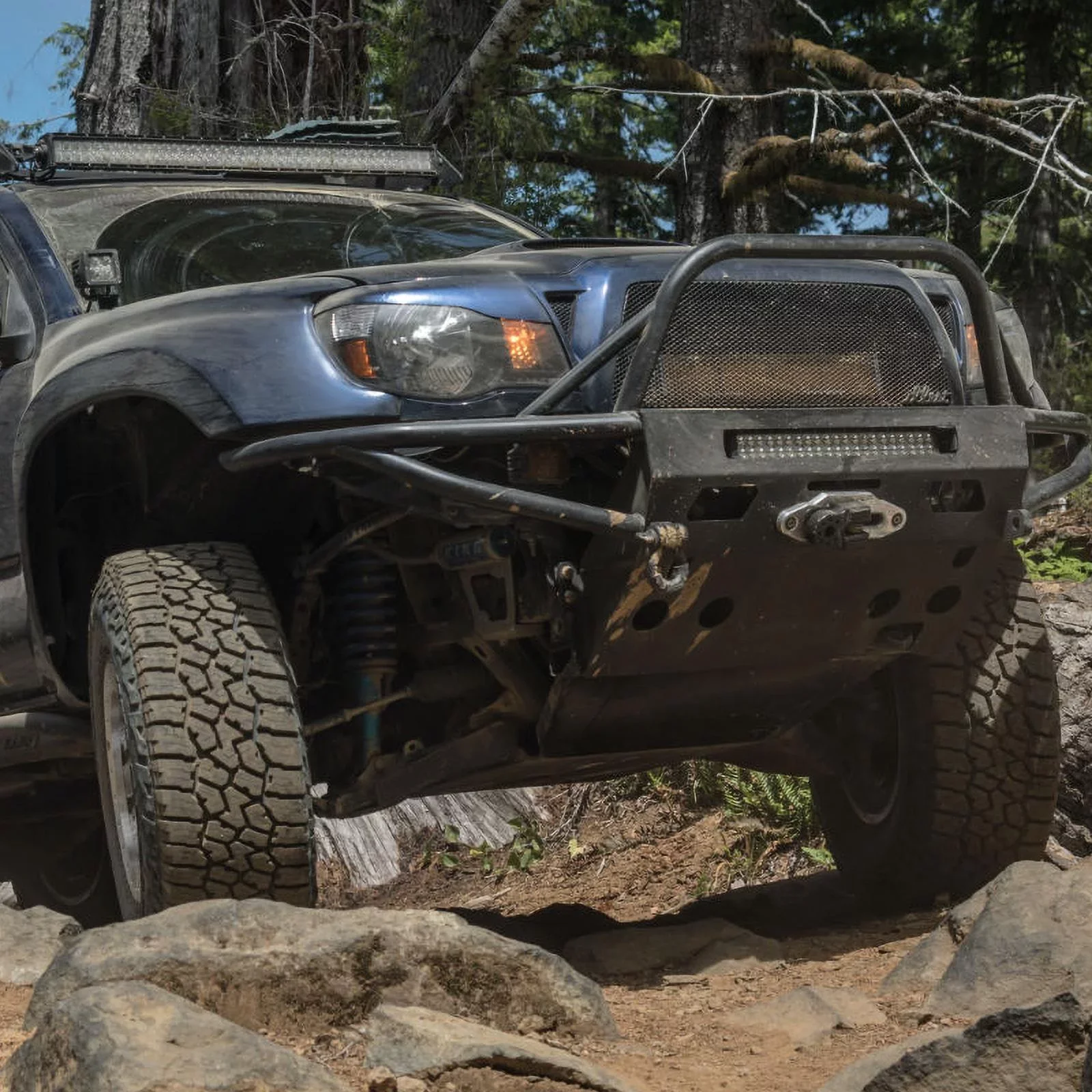 LT265/60R20/10 Falken Wildpeak A/T3W 121/118S BW All Terrain Tire - Image 4